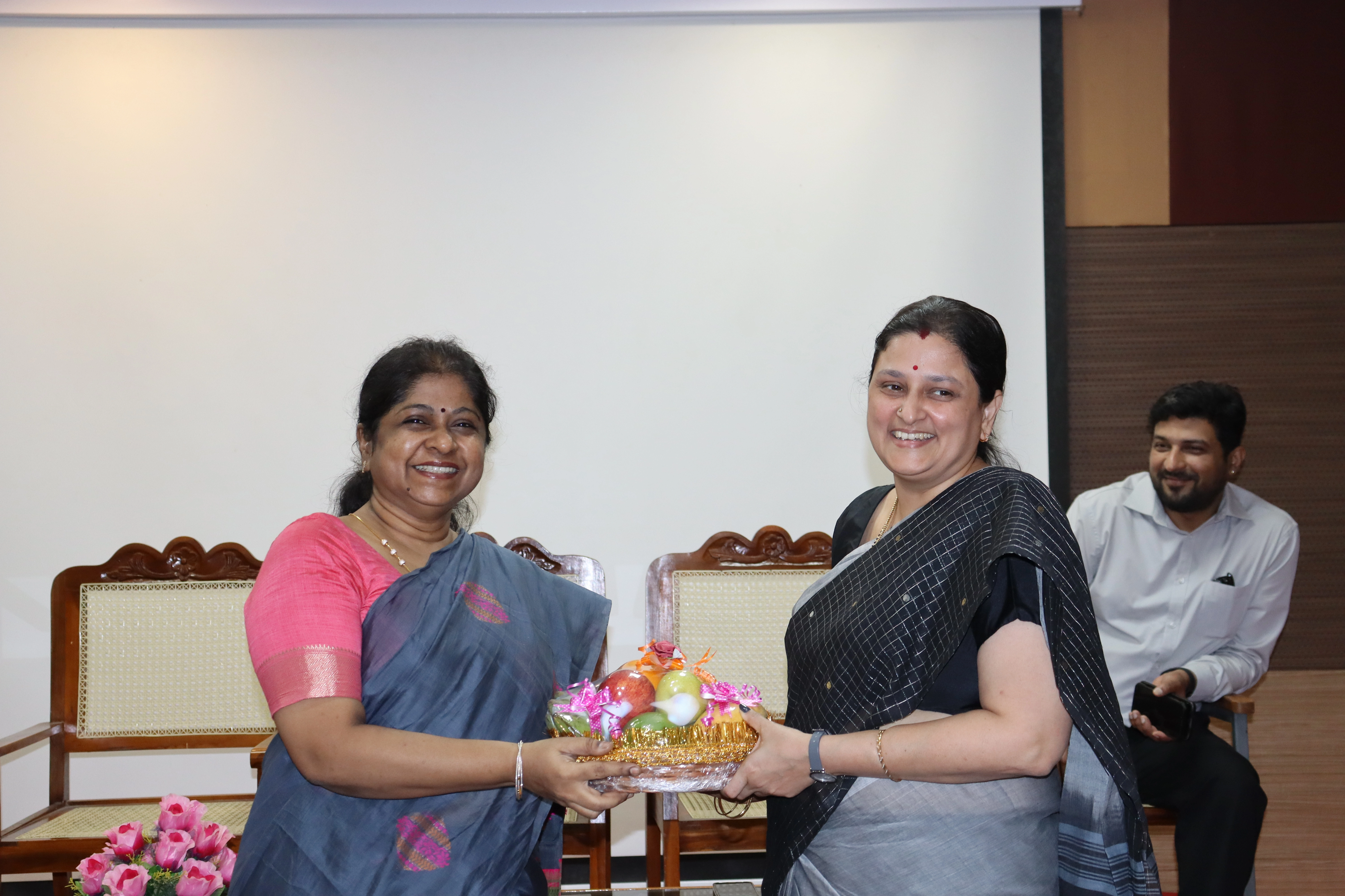 Dr. R. Sujatha